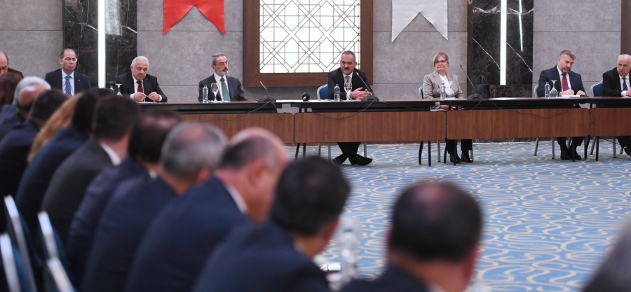 Milli Eğitim Bakanı Özer Diyarbakır