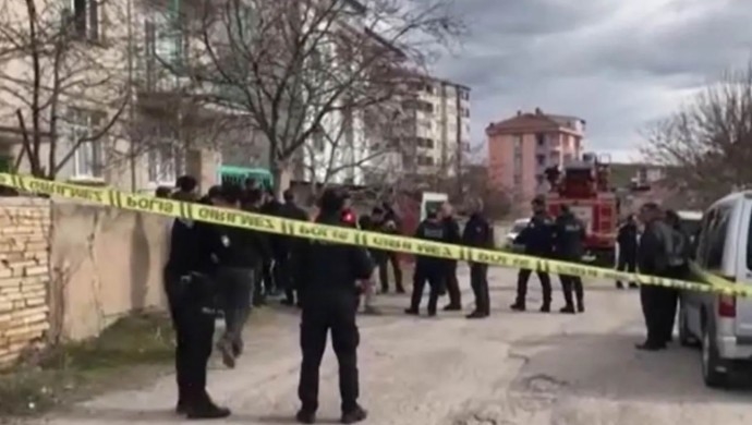 Aynı evde 6 kişi ölü bulundu !