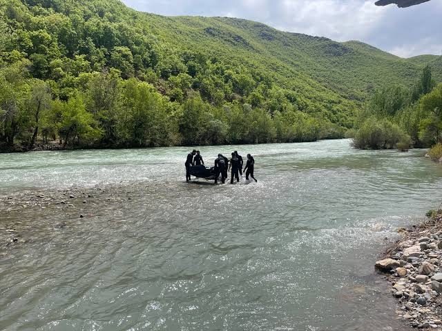 Munzur Çayında kaybolan 3. kişinin de cenazesine ulaşıldı !