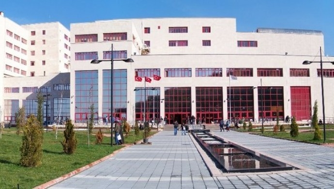 Tecavüze maruz bırakılan çocuk yaşamını yitirdi