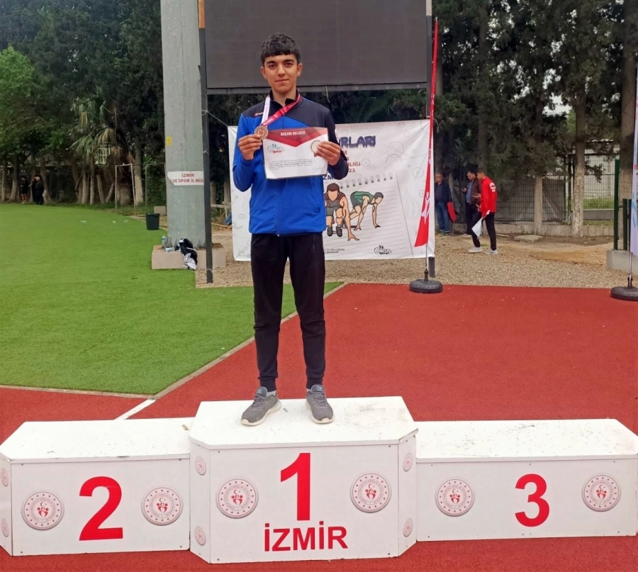 Diyarbakırlı sporcu bronz madalya kazandı !