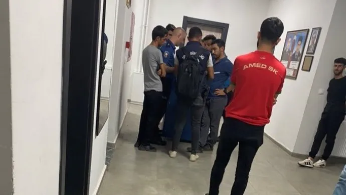 Gözaltındaki Amedspor taraftarları adliyeye sevk edildi