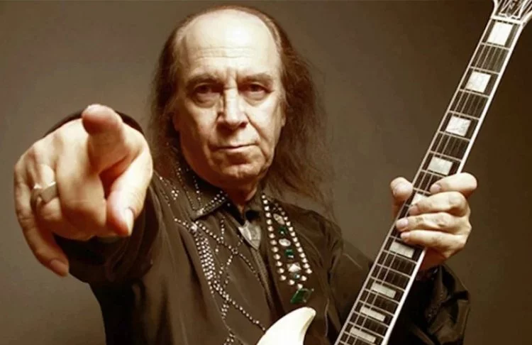 Rock Müziği babasını kaybetti! Erkin Koray 82 yaşında vefat etti