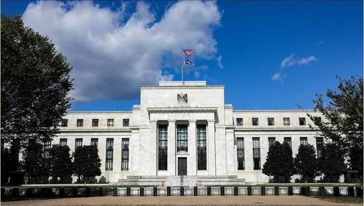 FED faiz oranını değiştirmedi 