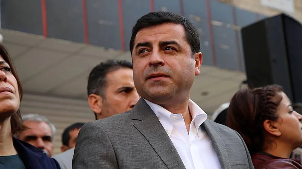 Demirtaş hakkında Cumhurbaşkanına hakaret davasında hapis talebi: Duruşma 6 Ocak’a bırakıldı