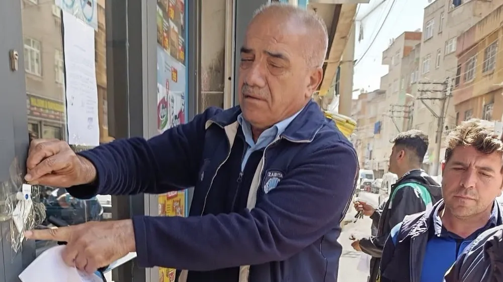 Diyarbakır Bağlar’da Bir Zincir Market Sağlık İhlalleri Nedeniyle Mühürlendi