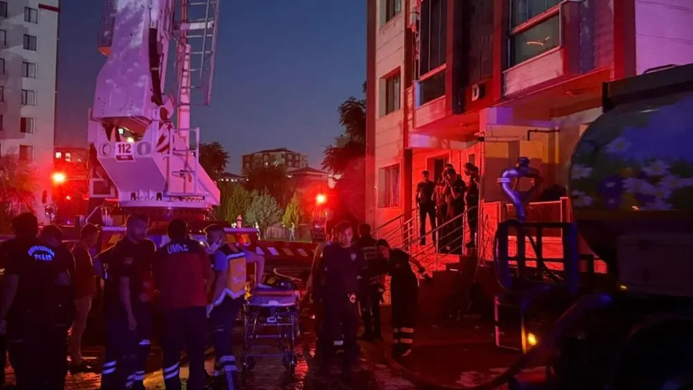 Diyarbakır’da Aileler Arası Husumet Büyüdü: Evler Ateşe Verildi