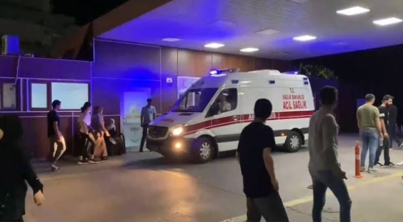 20 yaşındaki genç önce annesini sonra kendini vurdu