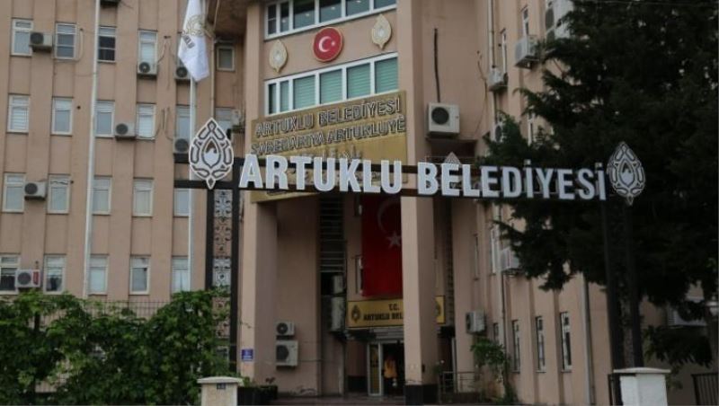 Artuklu Belediyesi, yol ihalesini yüksek teklif veren firmaya verdi