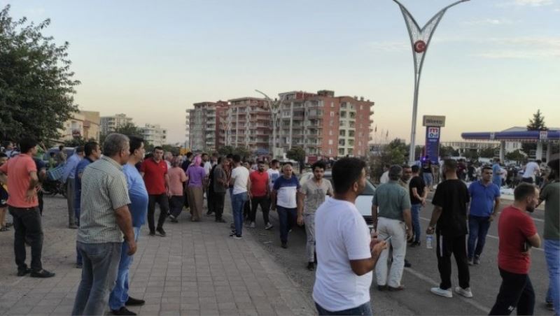 Freni patlayan kamyon halkın arasına daldı