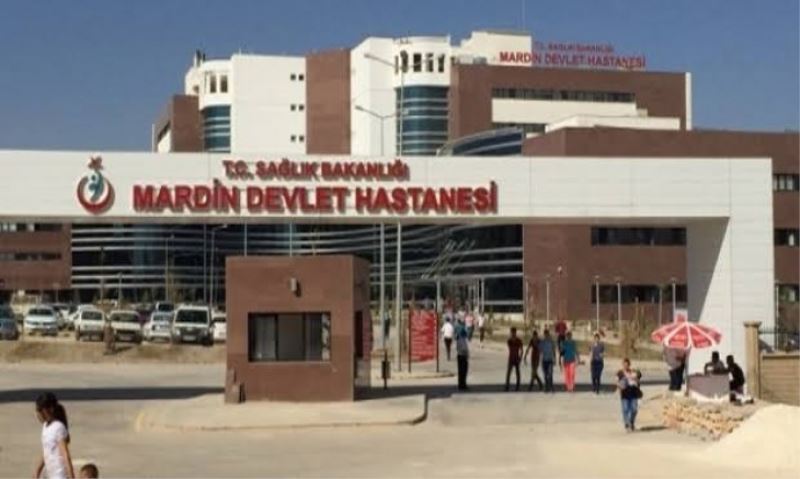 Artuklu ilçe emniyeti önünde kavga : 1 ölü, 1 ağır yaralı 