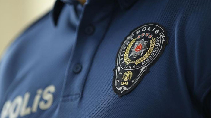 Diyarbakır'da Borç İddiası: Polis Memuru Geride Mektuplar Bırakarak İntihar Girişiminde Bulundu