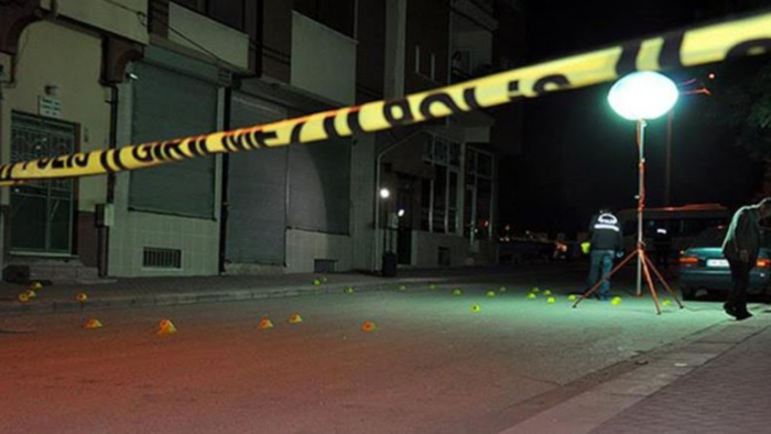 Bağlar’da akraba husumeti kanlı bitti : 21 yaşındaki genç yaşamını yitirdi
